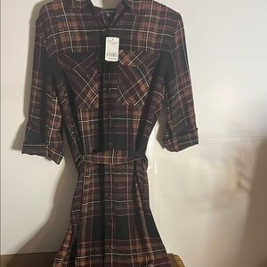 😄Le Chateau  Plaid Dress NWT button belted small